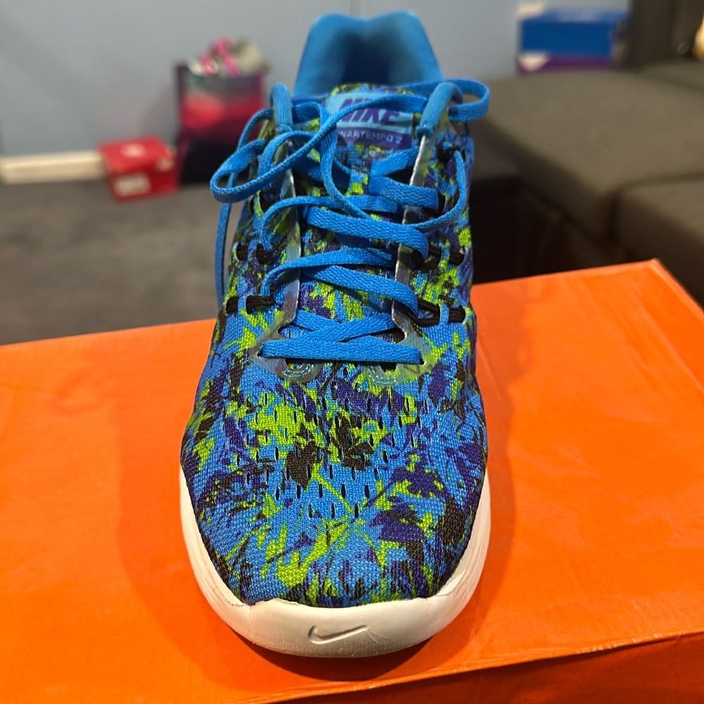 Great condition!! Worn maybe 3 times!! Lunartempo 2 Print!